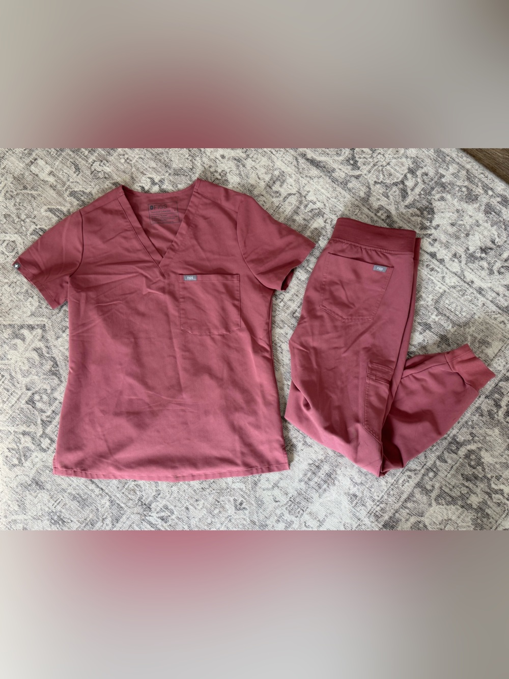 MAUVE FIGS SCRUB SET
